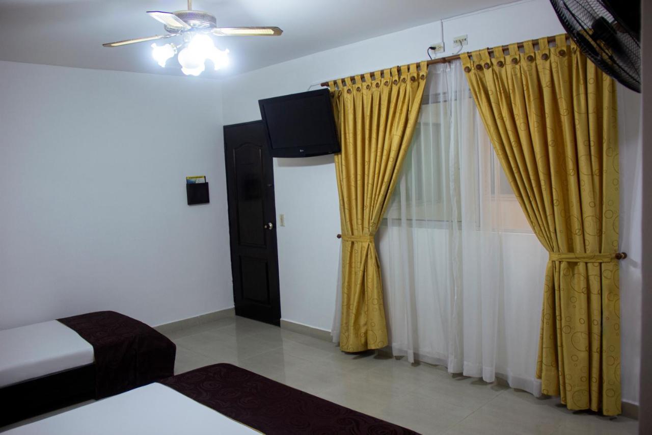 Hotel Plazuela San Ignacio Меделин Екстериор снимка