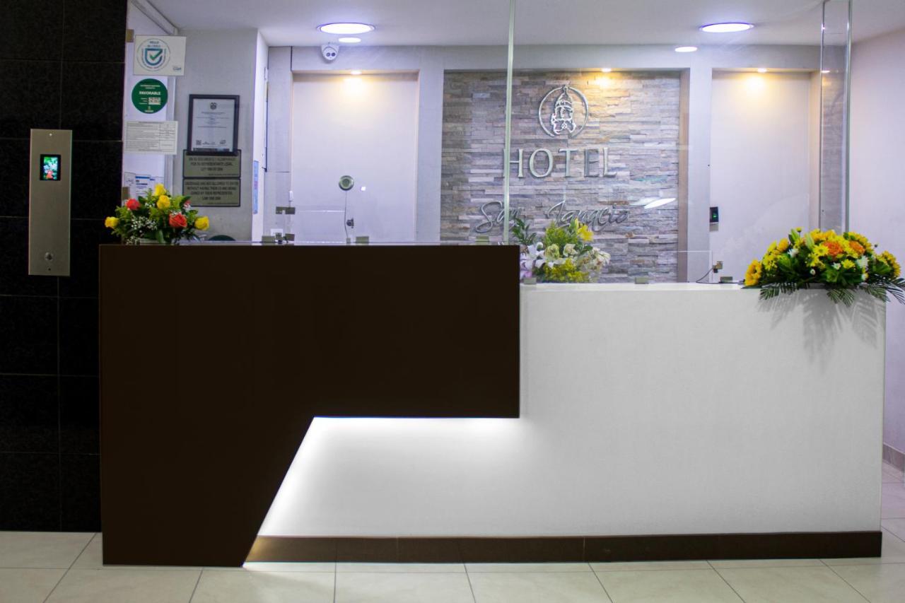 Hotel Plazuela San Ignacio Меделин Екстериор снимка