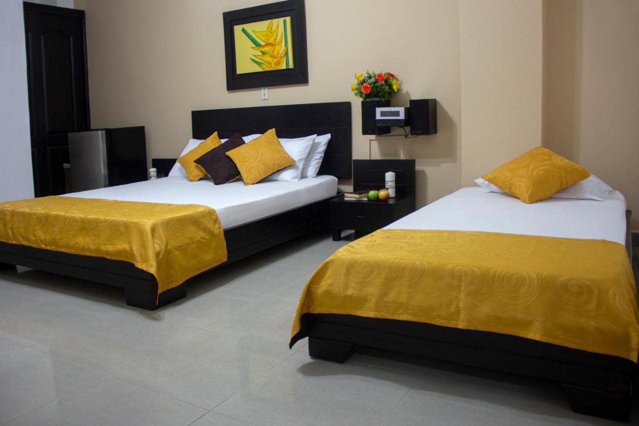 Hotel Plazuela San Ignacio Меделин Екстериор снимка