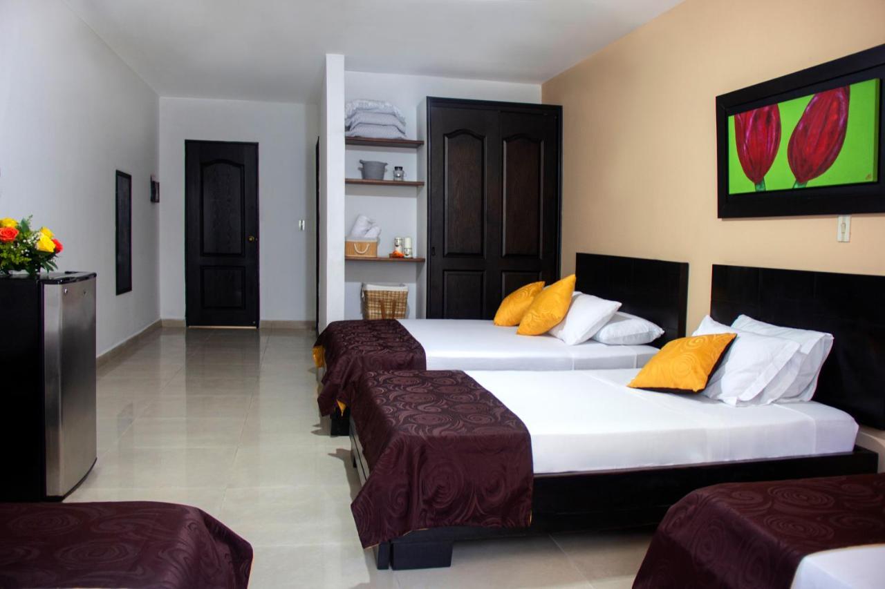 Hotel Plazuela San Ignacio Меделин Екстериор снимка