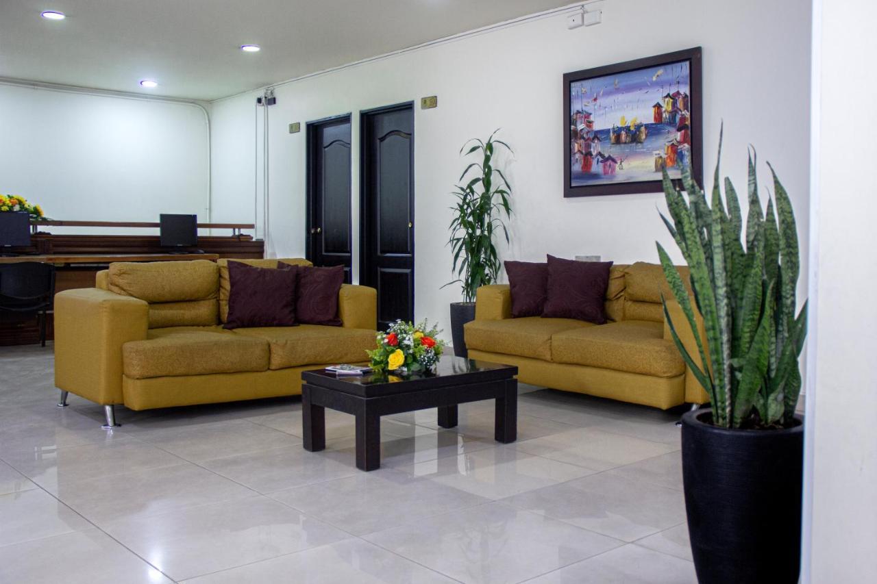 Hotel Plazuela San Ignacio Меделин Екстериор снимка