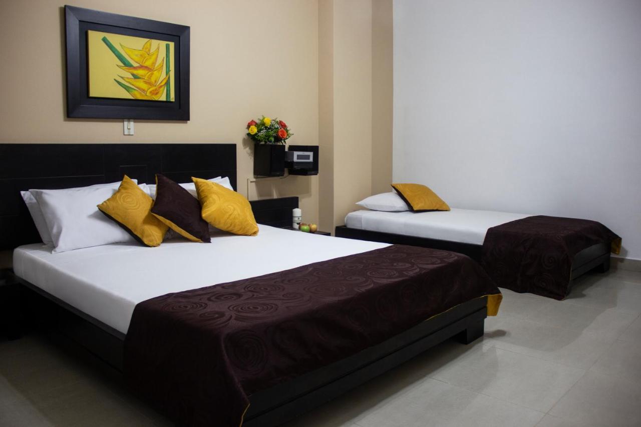Hotel Plazuela San Ignacio Меделин Екстериор снимка