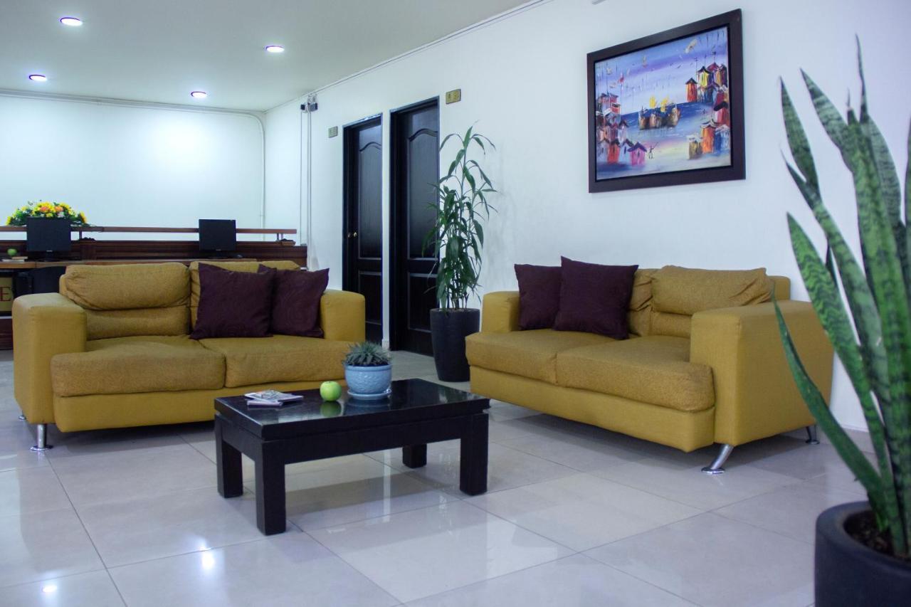 Hotel Plazuela San Ignacio Меделин Екстериор снимка