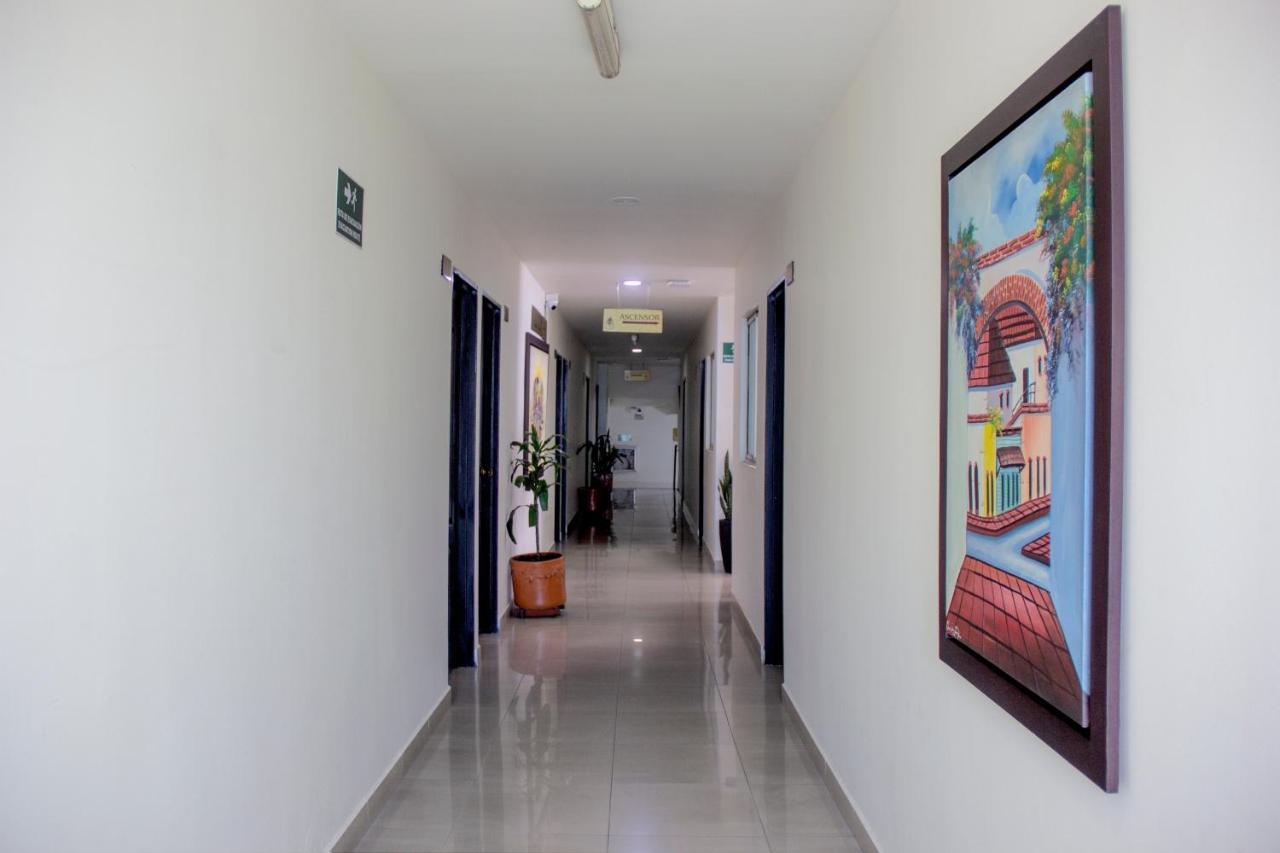 Hotel Plazuela San Ignacio Меделин Екстериор снимка