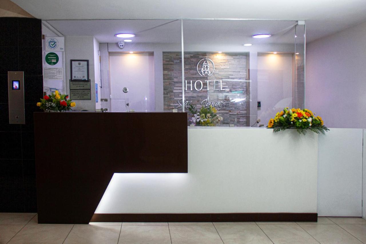 Hotel Plazuela San Ignacio Меделин Екстериор снимка