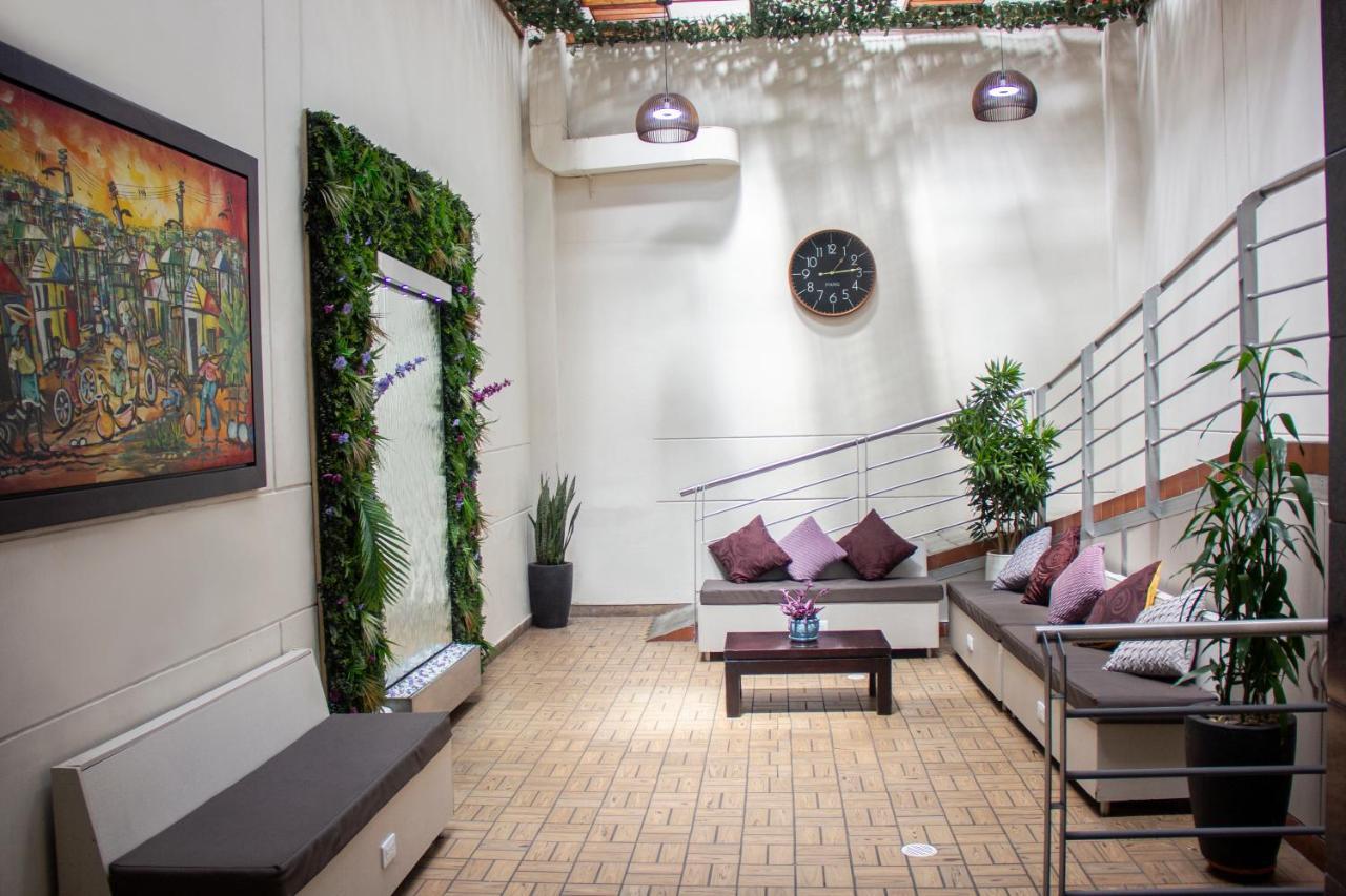 Hotel Plazuela San Ignacio Меделин Екстериор снимка