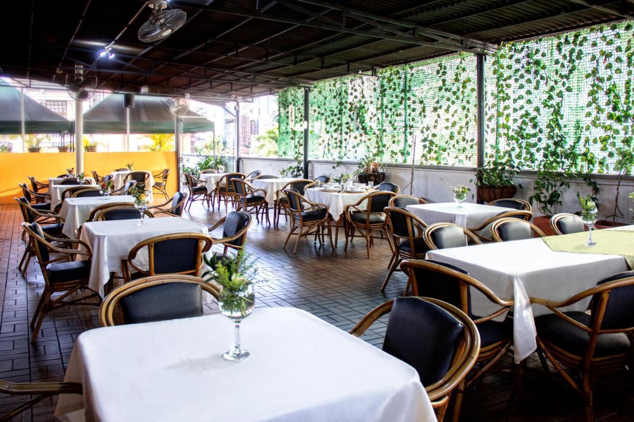 Hotel Plazuela San Ignacio Меделин Екстериор снимка