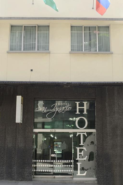 Hotel Plazuela San Ignacio Меделин Екстериор снимка