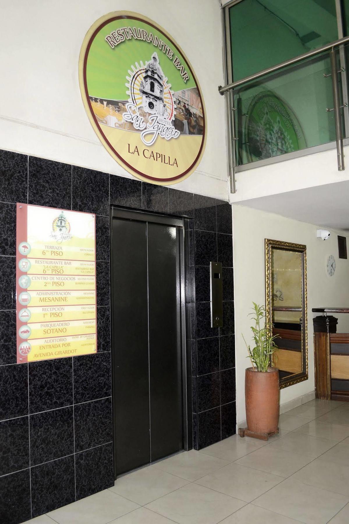 Hotel Plazuela San Ignacio Меделин Екстериор снимка