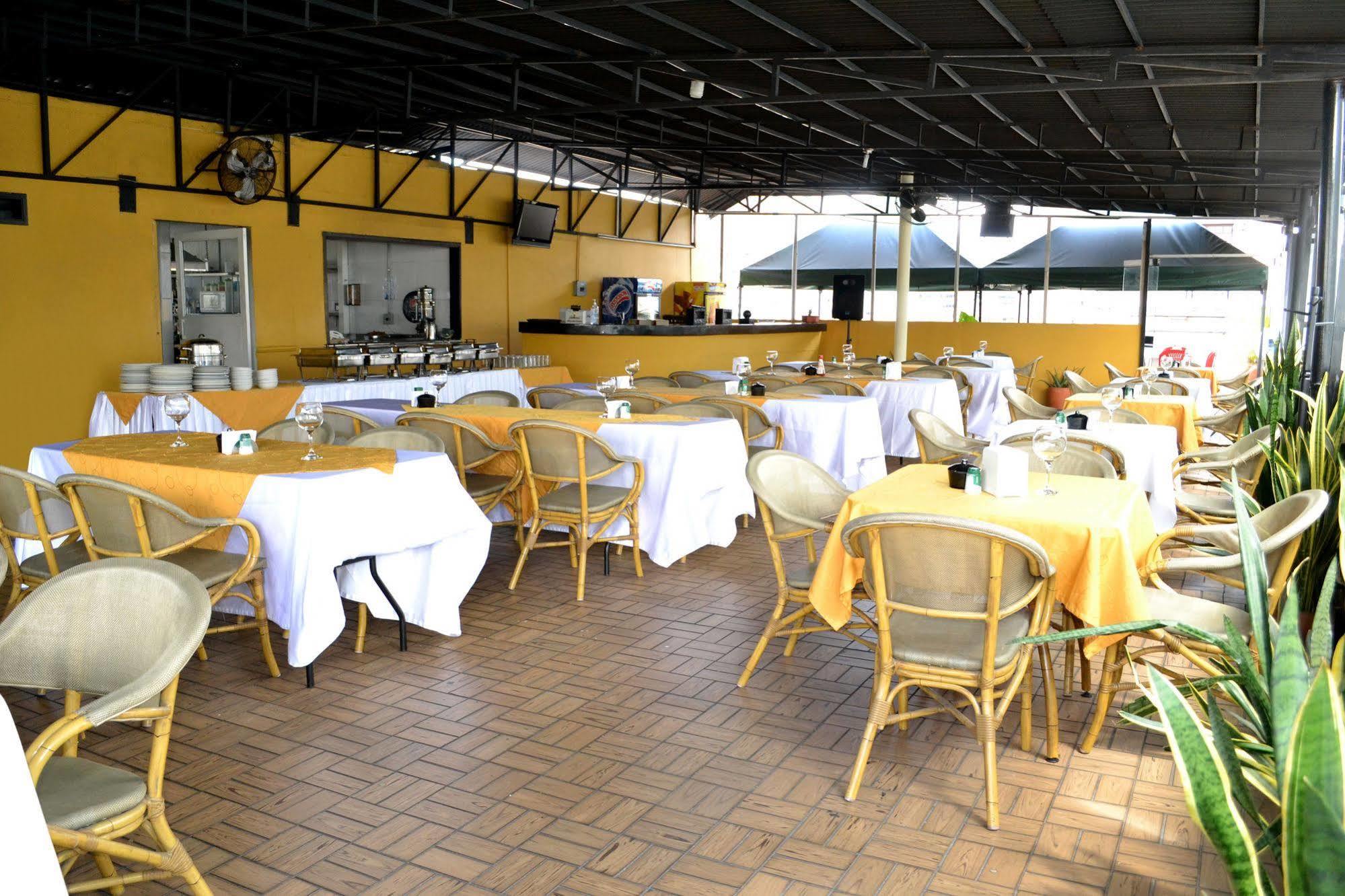Hotel Plazuela San Ignacio Меделин Екстериор снимка